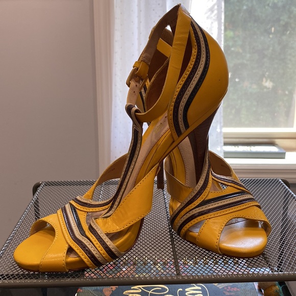 L.A.M.B. Shoes - Yellow T-strap L.A.M.B. Pumps